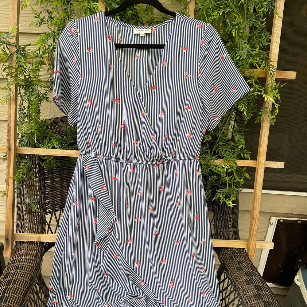 Studio B beautiful colorful summer dress